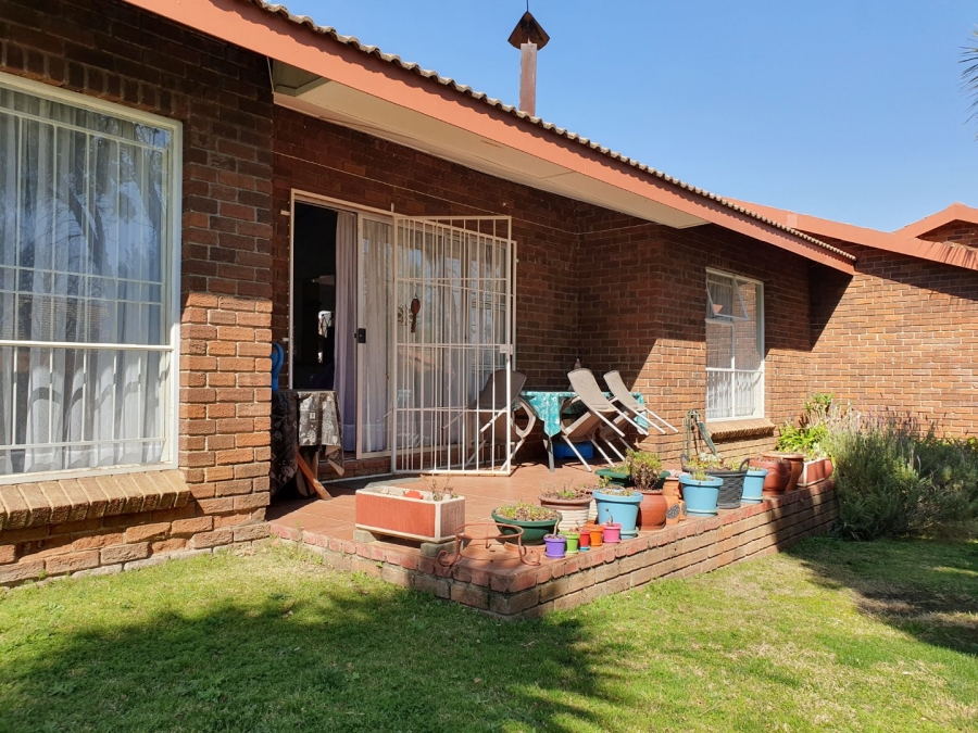 To Let 3 Bedroom Property for Rent in Panorama Free State